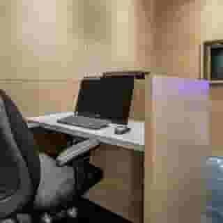 Best Western Plus Vancouver Airport Hotel, 3 of 5
