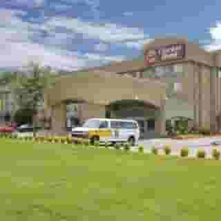 Clarion Hotel Renton, 2 of 5