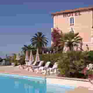 Chateau de Mei-Lese, 2 of 5