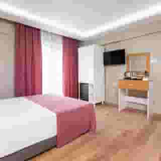 Ria Suites Hotel, 5 of 5