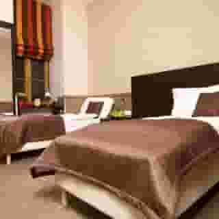 Central Hotel 21, 3 of 5