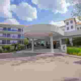 Golden Coast Hotel and Bungalows, 1 of 5