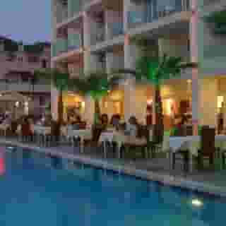 Royal Garden Hotel, 3 of 5