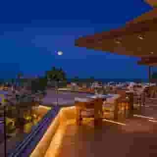 Four Seasons, 4 of 5