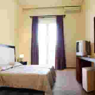 San Marina Hotel, 4 of 5