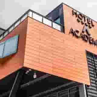 Academia, 5 of 6