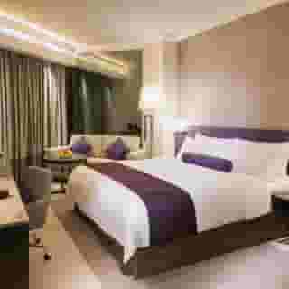 Gateway Hotel, 3 of 5