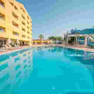 Esra Family Suites, 2 of 5