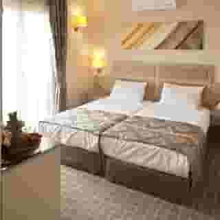 Nanda Hotel, 6 of 6