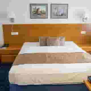 Hotel Brunnenhof, 3 of 5