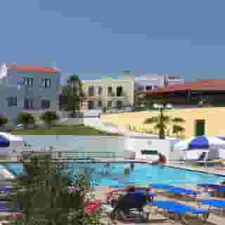 Camari Gardens Apartments, 3 of 5