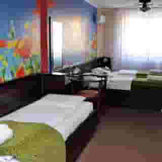 Green Hotel Budapest, 4 of 5