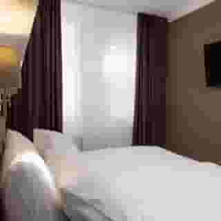 Sky Hotel Prague, 3 of 4