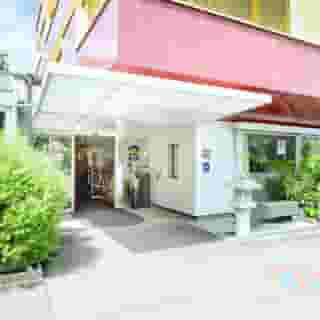 Welcome homes, 4 of 5