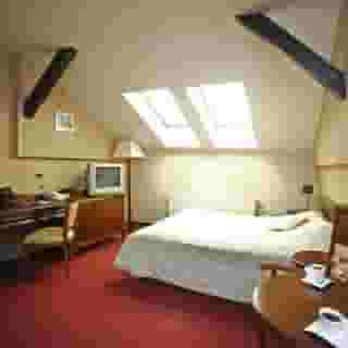 Ostoya Palace, 3 of 5