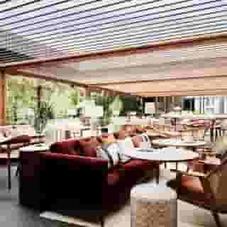 Pullman Lyon, 5 of 5