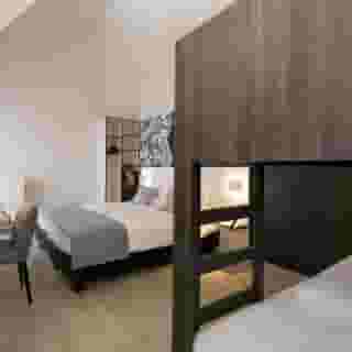 Martin's Brugge, 2 of 5