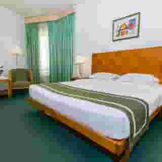 BM Beach Hotel, 5 of 5