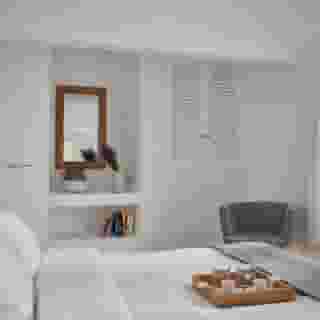 Cliff Side Suites, 2 of 5