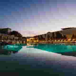 Ohasis Boutique Suites, 1 of 5