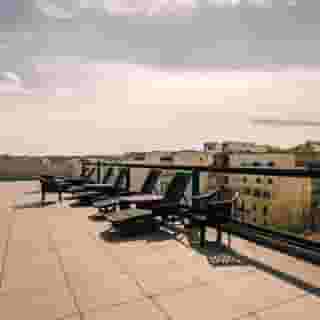 Primera Hotel, 4 of 5