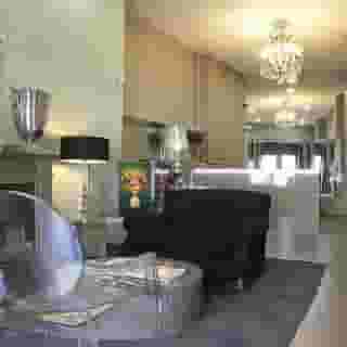 Uma Suites Luxury Midtown, 2 of 5