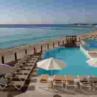 Oleo Cancun Playa, 2 of 5