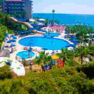 Aria Resort & Spa, 2 of 5