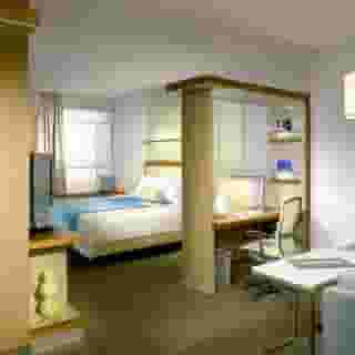 SpringHill Suites Scottsdale North, 2 of 5