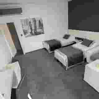 Cool Zagreb Airport, 3 of 5