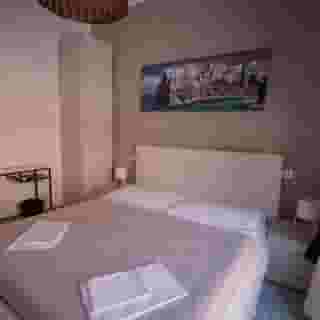 B&B La Suite, 2 of 5