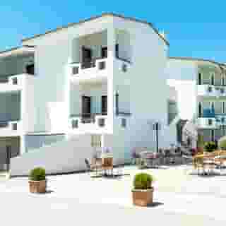 Dolphin Beach Hotel, 4 of 5