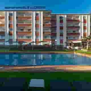 Els Llorers Apartments, 2 of 5