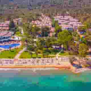 Long Beach Club Nature, 1 of 5