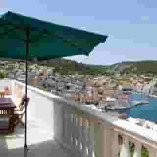 Villa Pucisca, 2 of 5