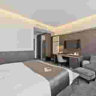 Congress Avenue, 5 of 5