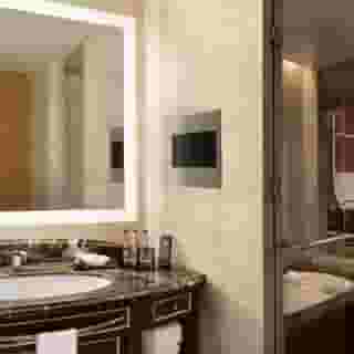 Shangri-La Hotel Tokyo, 2 of 5