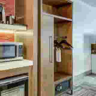 Hilton Garden Inn Boston/Waltham, 2 of 5