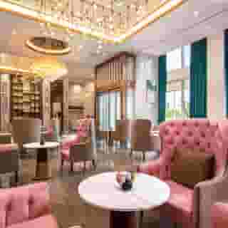 Blossom Hotel Houston, Curio Collection by Hilton, 2 of 5
