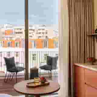 Locke De Santa Joana, 3 of 5