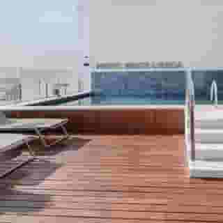 White Lisboa, 1 of 5