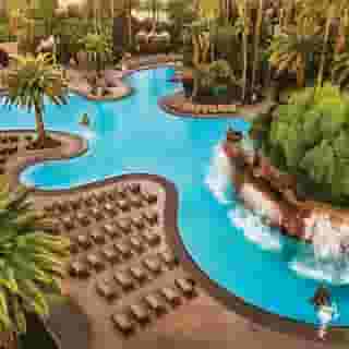 The Mirage, 1 of 5