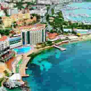 Charisma De luxe, 2 of 5