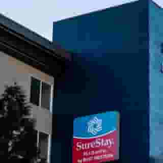 SureStay Plus by Best Western SeaTac Airport, 2 of 5