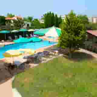 Petsas Apartments, 2 of 5