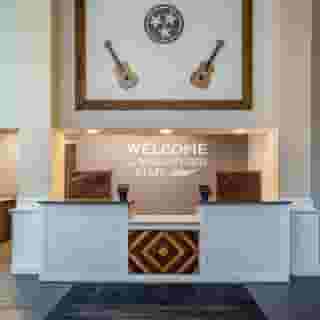 Hampton Inn & Suites Elliston Place Nashville, 2 of 5