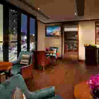 Hotel One Eighteen, 2 of 5