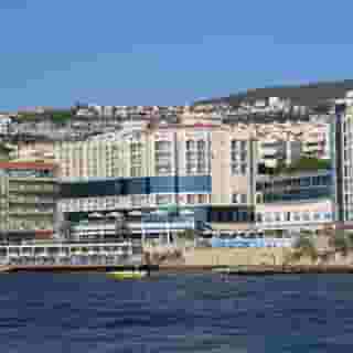 Charisma De luxe, 4 of 5