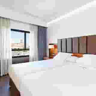 Hotel Claridge, 2 of 5