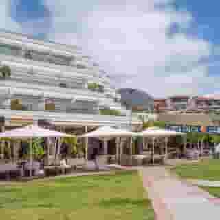 Hovima Altamira, 3 of 5